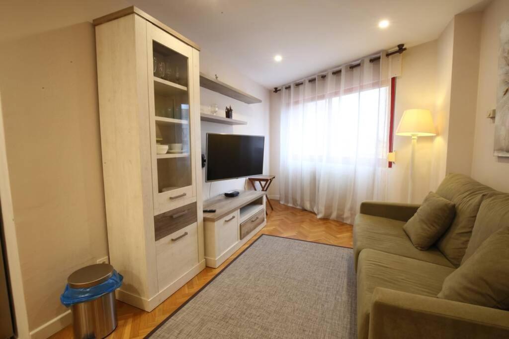 Apartamento Oviedo Las Palomas Экстерьер фото